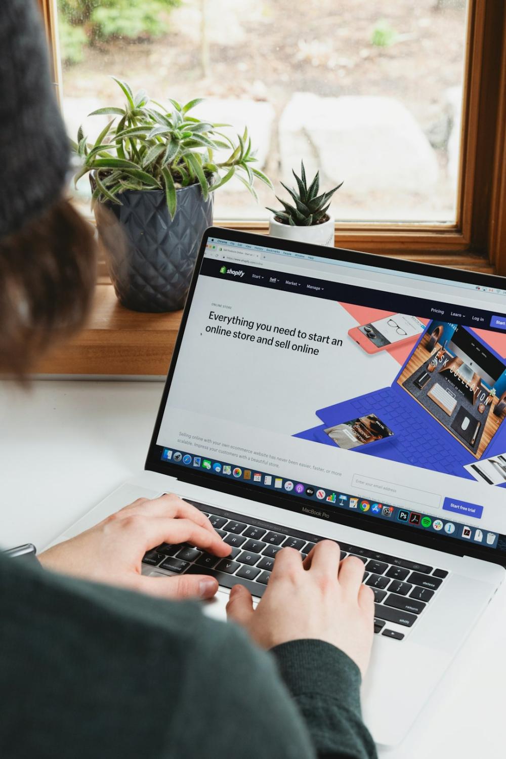 Er du klar til at opdage modeuniverset på fashiaro.com?
